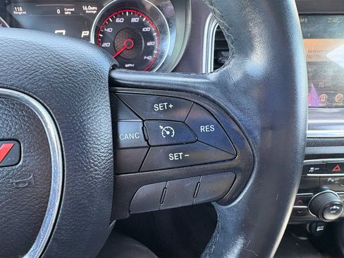 Used 2015 Dodge Charger SE w/ Popular Equipment Group image 19