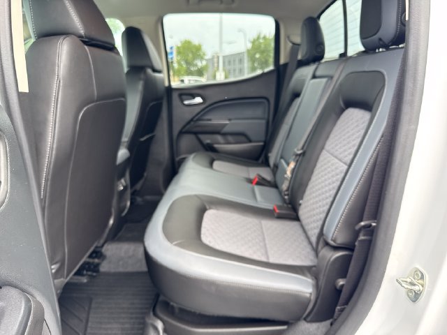 Used 2022 Chevrolet Colorado Z71 AWD/4WD image 24