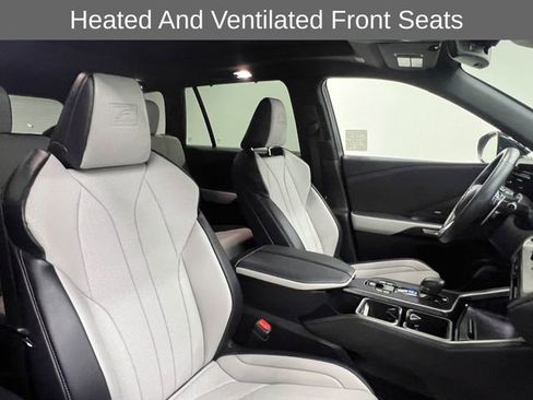 Certified 2026 Lexus TX 350 AWD w/ Technology Package image 11