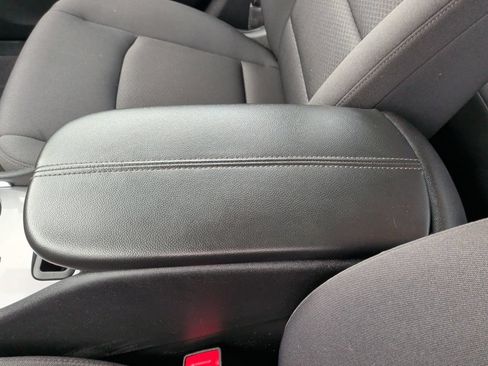 Used 2025 Chevrolet Malibu LT FWD image 28