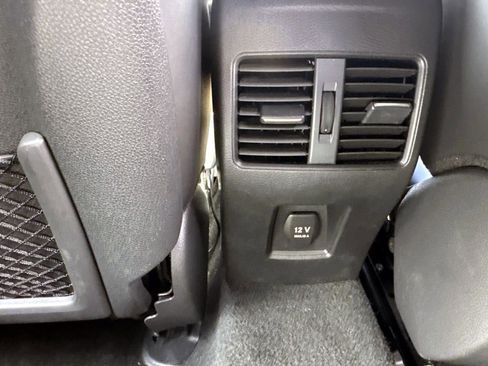 Used 2018 INFINITI QX30 Sport w/ Cargo Package image 18