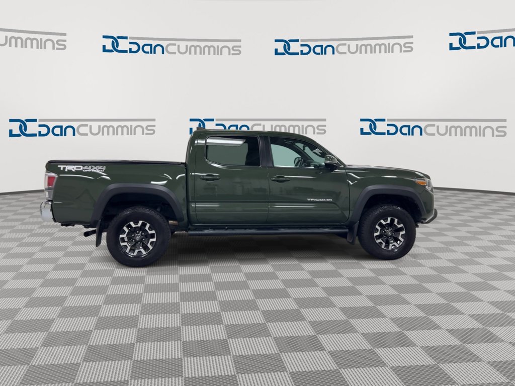 Used 2021 Toyota Tacoma TRD Off-Road AWD/4WD image 9