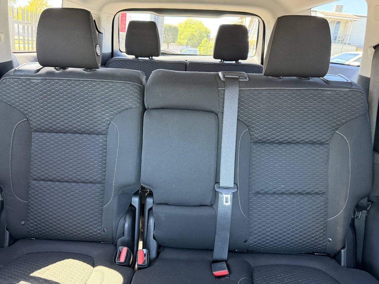 Used 2018 GMC Acadia SLE w/ LPO, Floor Liner Package FWD image 20