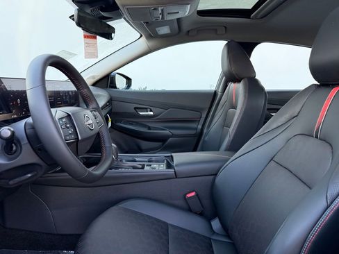 New 2026 Nissan Sentra SR w/ SR Premium Package image 13