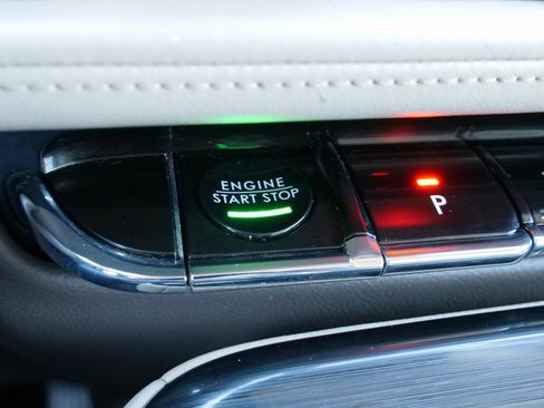 Used 2021 Lincoln Nautilus FWD w/ Equipment Group 101A image 24