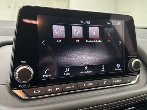 New 2026 Nissan Rogue SV AWD/4WD image 17