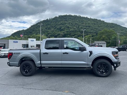New 2026 Ford F150 STX w/ Equipment Group 201A FX4 AWD/4WD image 5
