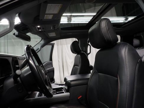 Used 2023 Ford F250 Lariat w/ Lariat Ultimate Package image 10