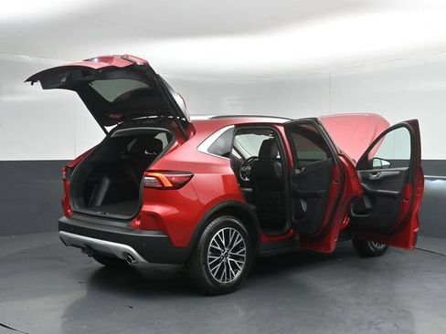 Certified 2025 Ford Escape SE w/ PHEV Premium Package FWD image 56