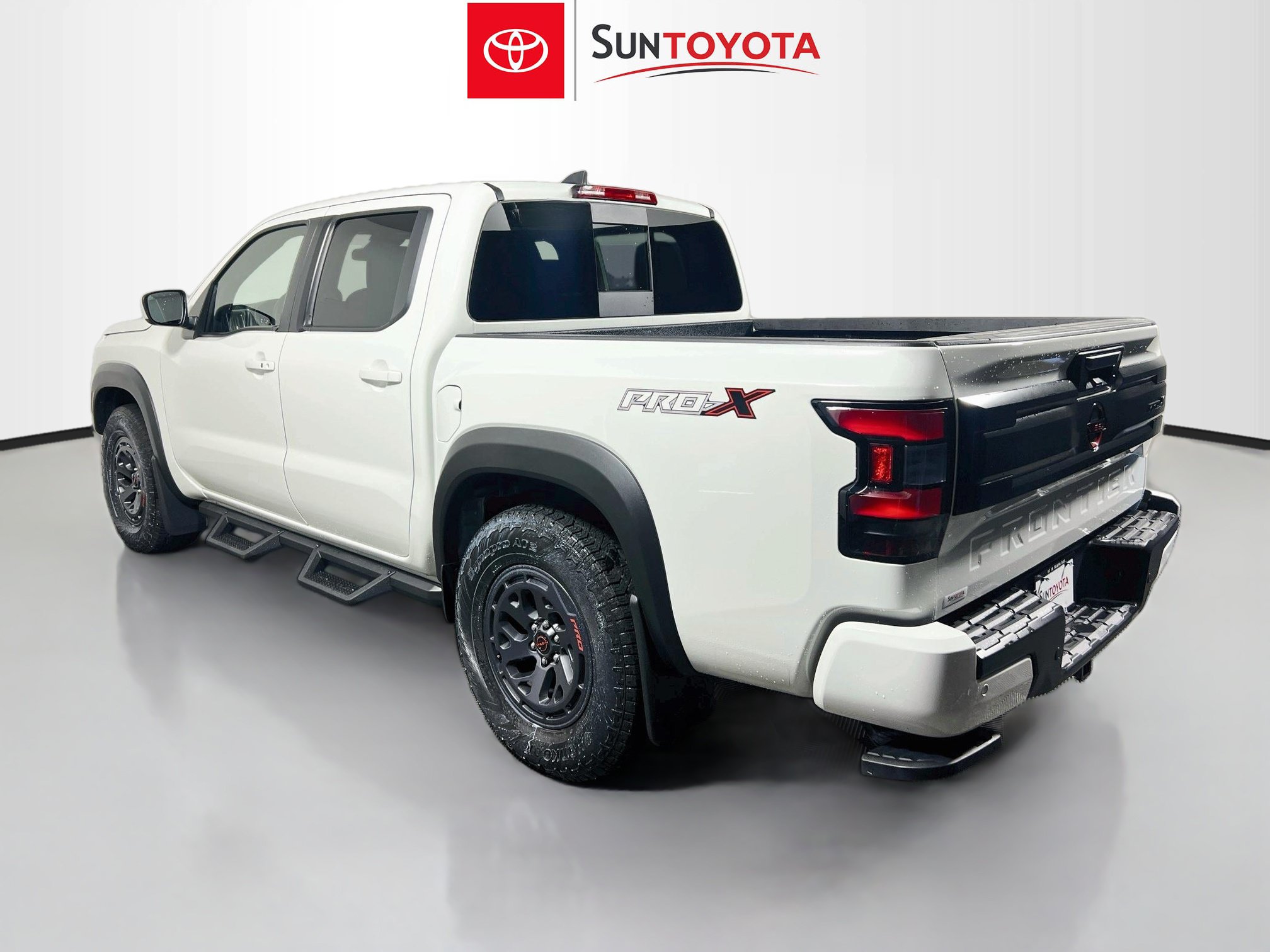 Used 2026 Nissan Frontier Pro-X w/ Tow Package RWD image 6
