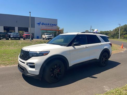 Used 2023 Ford Explorer ST w/ Equipment Group 401A AWD/4WD image 5