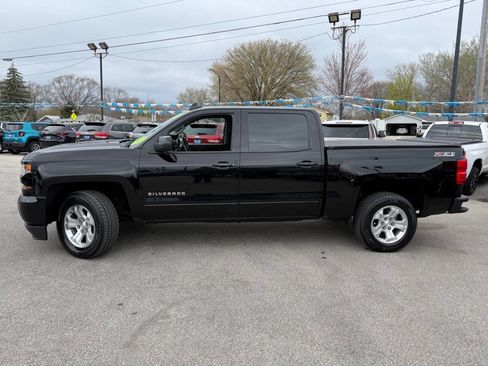 Used 2017 Chevrolet Silverado 1500 LT w/ All Star Edition AWD/4WD image 5