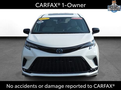 Certified 2025 Toyota Sienna XSE AWD/4WD image 2