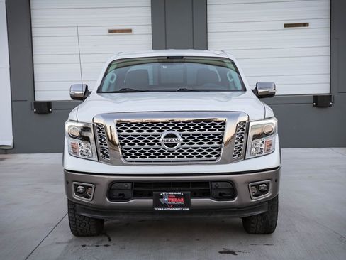 Used 2019 Nissan Titan Platinum Reserve w/ Platinum Utility Package image 3