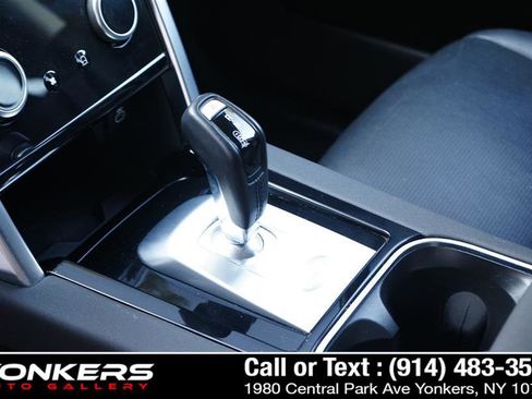 Used 2022 Land Rover Discovery Sport S image 33