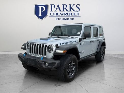 Used 2023 Jeep Wrangler Unlimited Rubicon 4xe w/ Cold Weather Group AWD/4WD image 3