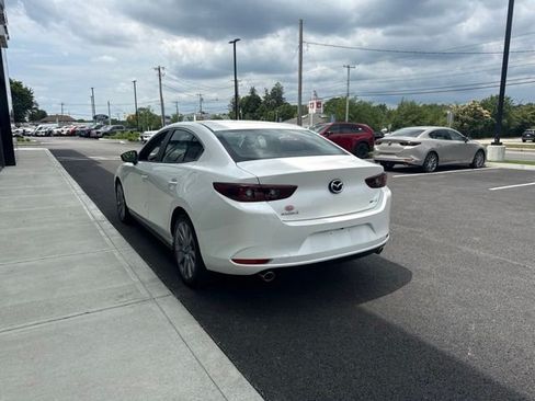 Used 2023 MAZDA MAZDA3 s FWD image 5