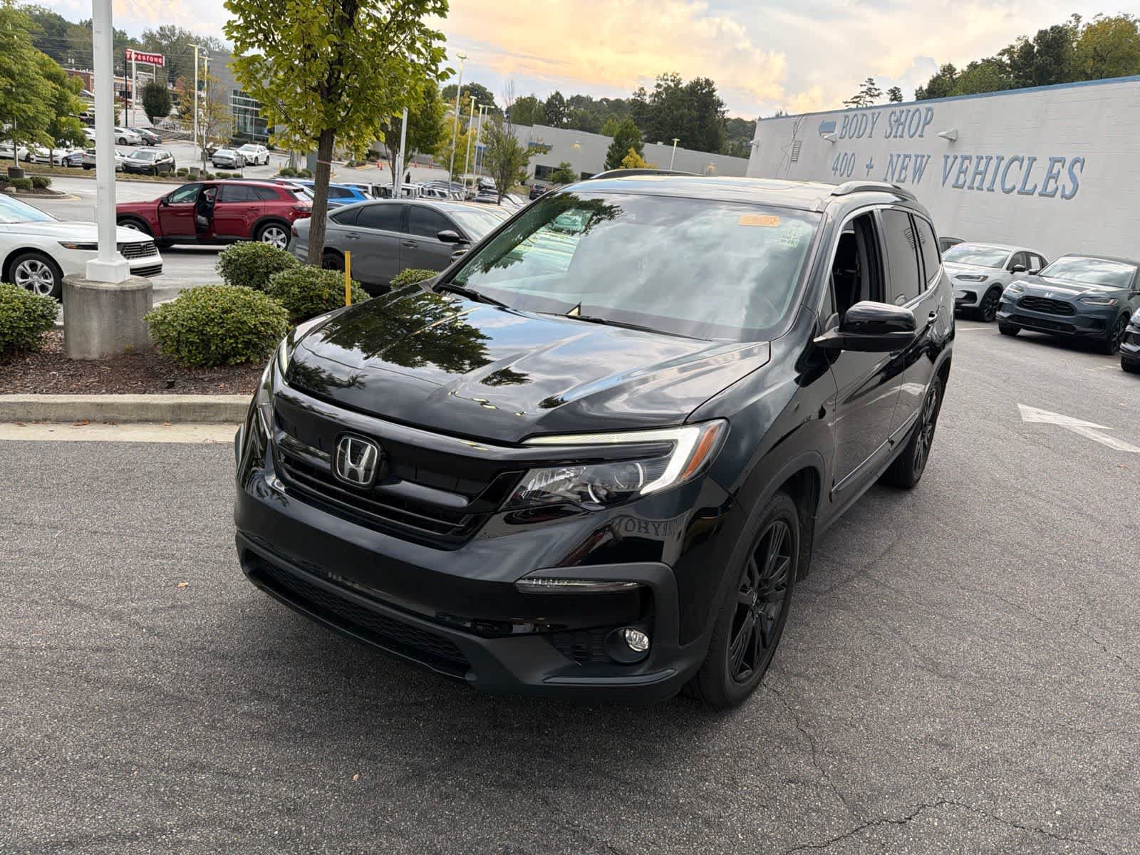 Certified 2022 Honda Pilot Special Edition image 3