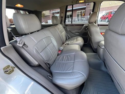 Used 2002 Jeep Grand Cherokee Limited AWD/4WD image 10