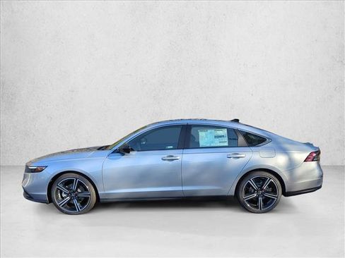 Used 2025 Honda Accord Sport image 5