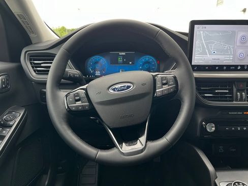 Used 2023 Ford Escape Active w/ Tech Pack #2 AWD/4WD image 43