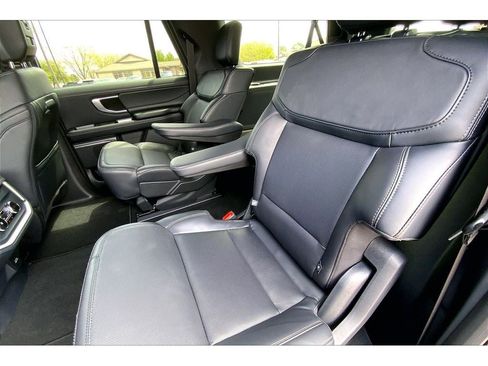 New 2026 Ford Expedition Max Platinum w/ Stealth Appearance Package AWD/4WD image 26