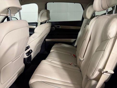 Used 2024 Genesis GV80 3.5T w/ Advanced Package image 37