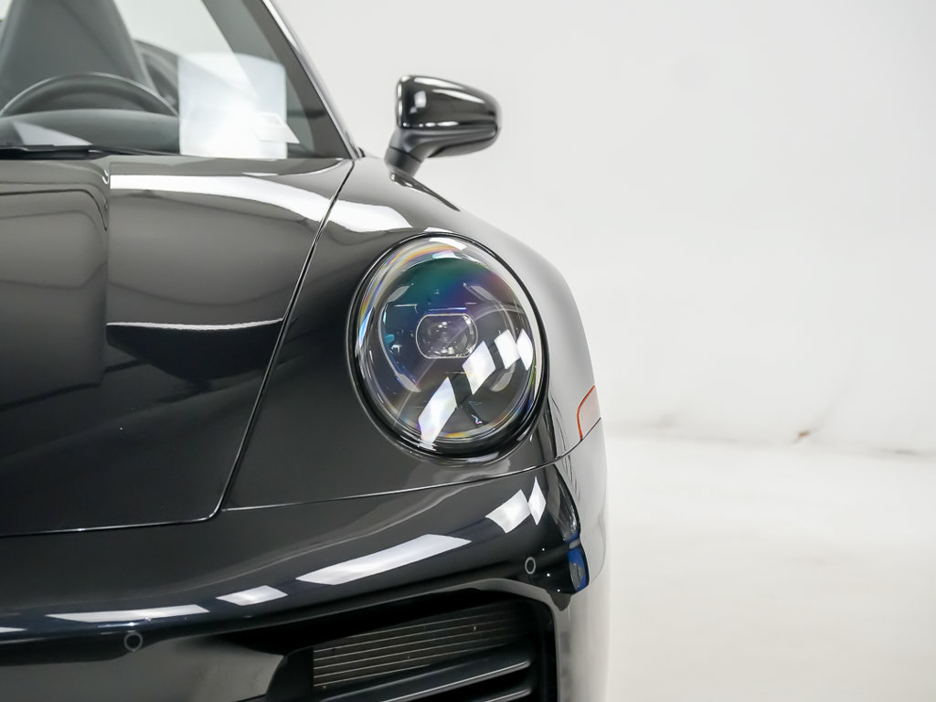 Used 2025 Porsche 911 Carrera RWD image 8