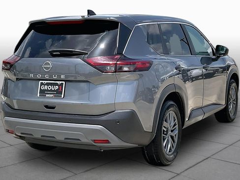 Used 2023 Nissan Rogue S FWD image 12