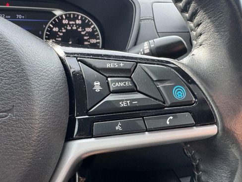 Used 2022 Nissan Altima 2.5 SV w/ SV Premium Package AWD/4WD image 18