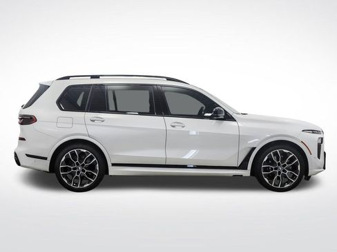 Used 2026 BMW X7 M60i AWD/4WD image 6