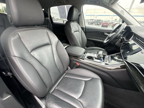 Used 2023 Audi Q7 3.0T Premium Plus AWD/4WD image 27