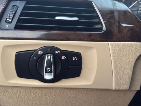 Used 2011 BMW 328i xDrive 328i xDrive Sedan 4D image 28