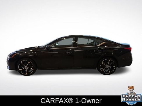 Used 2024 Nissan Altima 2.5 SR FWD image 2