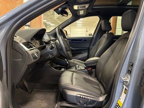 Used 2021 BMW X1 xDrive28i w/ Convenience Package AWD/4WD image 12