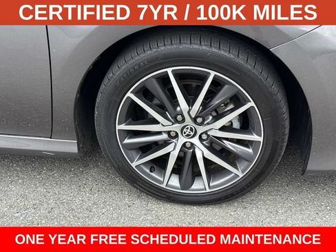 Used 2023 Toyota Camry XLE FWD image 7