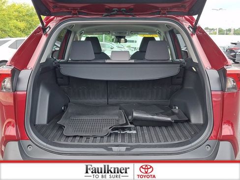 Certified 2025 Toyota RAV4 XLE AWD/4WD image 29