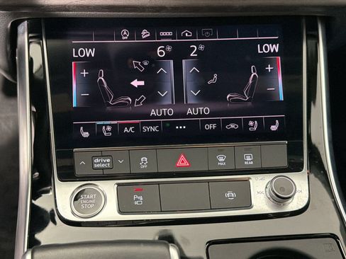 Used 2021 Audi Q8 Premium Plus w/ Premium Plus Package AWD/4WD image 28