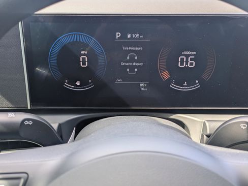 New 2026 Hyundai Santa Cruz SEL FWD image 32