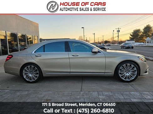 Used 2019 Mercedes-Benz S 560 4MATIC Sedan image 3