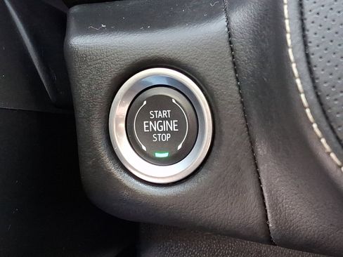 Certified 2024 GMC Yukon SLT image 24