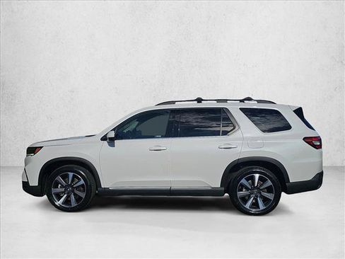 Used 2024 Honda Pilot Elite image 9
