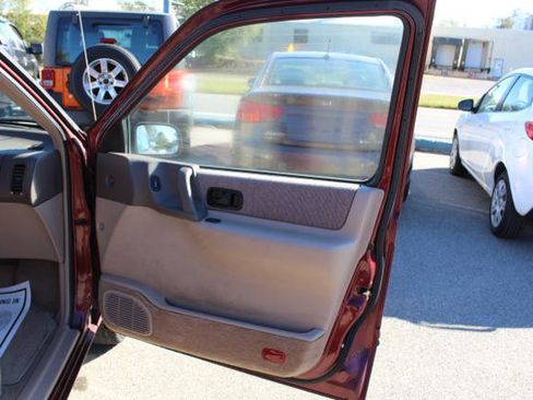 Used 1995 Mercury Villager GS image 16