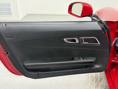 Used 2019 Mercedes-Benz AMG GT Roadster w/ Lane Tracking Package image 23