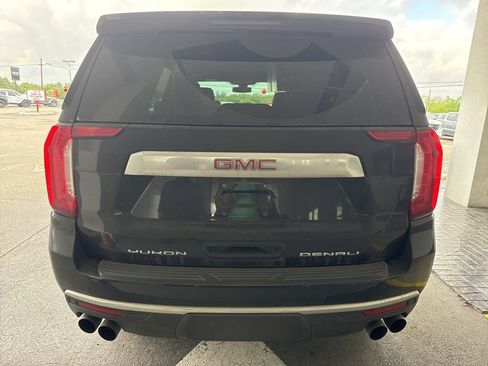 Used 2021 GMC Yukon Denali image 4