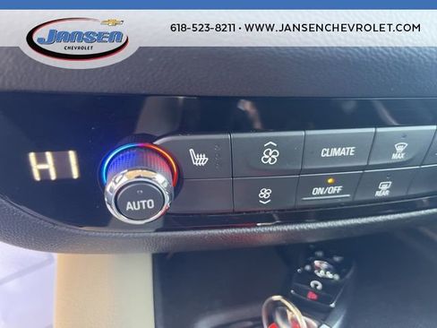 Used 2021 Buick Enclave Essence w/ Sport Touring Edition image 23