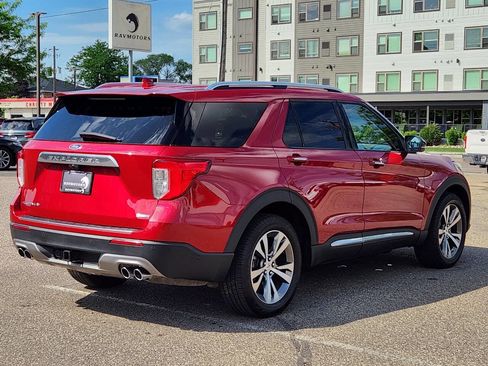 Used 2020 Ford Explorer Platinum w/ Premium Technology Package AWD/4WD image 9