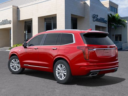 New 2025 Cadillac XT6 Luxury image 4