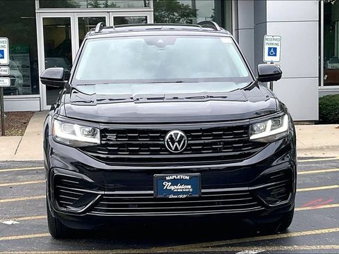 Used 2023 Volkswagen Atlas SEL R-Line AWD/4WD image 2