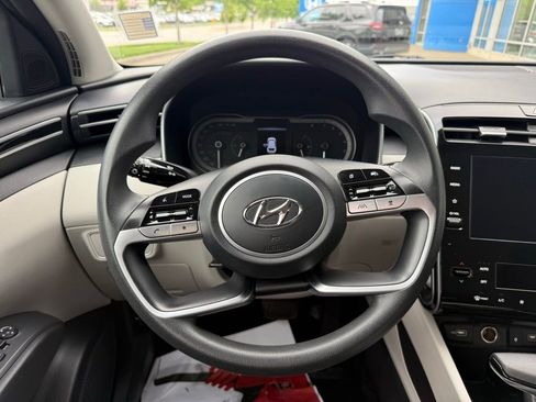 Used 2024 Hyundai Tucson SEL FWD image 18